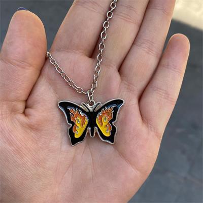 Aesthetic Yellow Butterfly Zincirli Kolye 