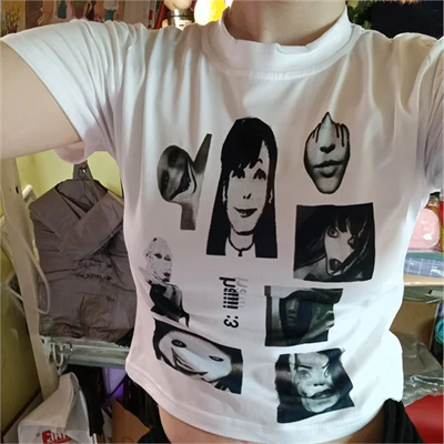 Beyaz Collage Of Fear Faces Kısa Kollu Crop 