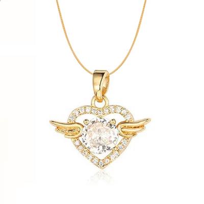 Gold Kanatlı Kalp Detaylı Taşlı Kolye