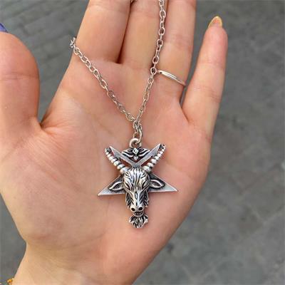 Gothic Goat Head Kolye 