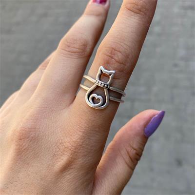 Kalp Kuyruklu Tasmalı Kedi Yüzük