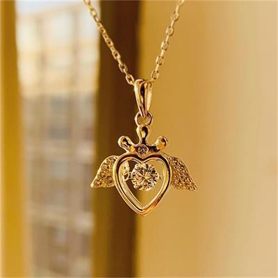 Kanatlı Kalp Taş Detaylı Gold Zincirli Kolye 