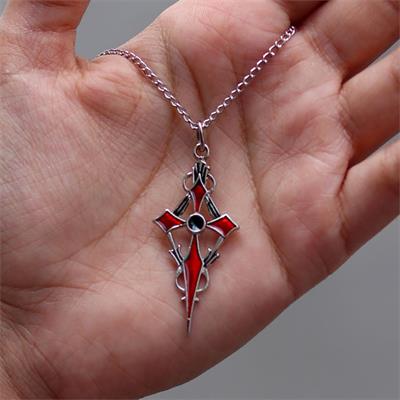 Kırmızı Sacina Gothic Cross Kolye