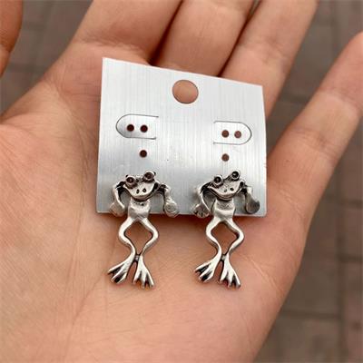 Kurbağa Motifli Küpe