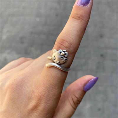 Kuyruklu Hello Kitty Figür Yüzük