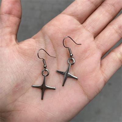 North Star Cross Silver Küpe