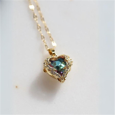 Okyanusun Kalbi Gold Zincirli Kolye 