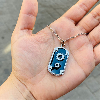 Siyah Gear Detay Perçinli Kalın Künye Silver Kolye