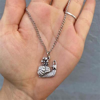 Snail And Mushroom Friends Zincirli Kolye