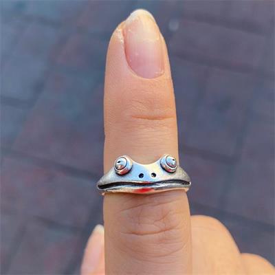 Squinting Frog Yüzük