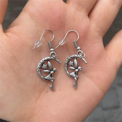 Tinker In The Crescent Küpe