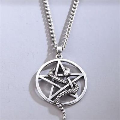 Yılan Detaylı Pentagram Kolye