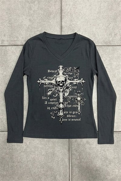 Antrasit Gotik Cross Skull Y2K Uzun Kollu Crop