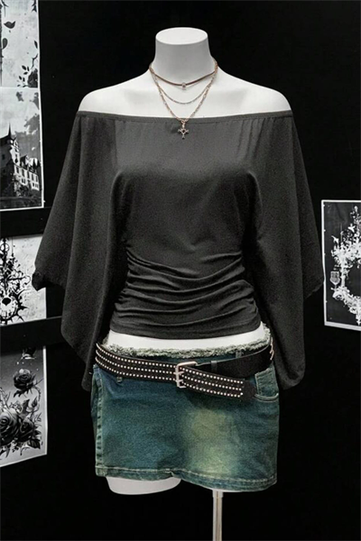 Siyah Madonna Yaka Yarasa Kol Düz Y2K Uzun Kollu Crop