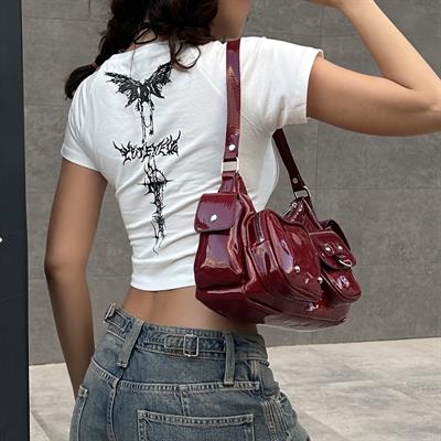 Beyaz Gothic Dragon Slayer Kısa Kollu Crop 