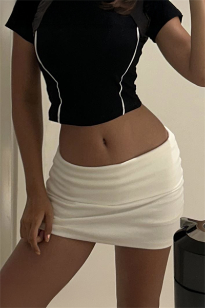 Beyaz Katlanmış Belli Şortlu Mini Etek 