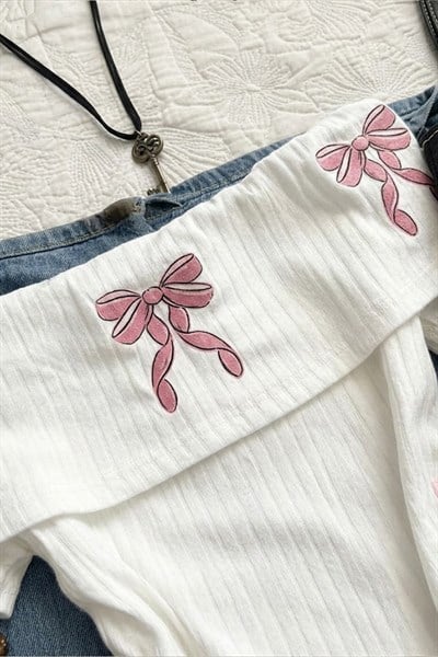 Beyaz Pembe Fiyonklu Harajuku Y2K Kısa Kollu Crop