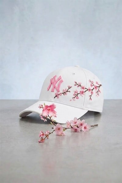Beyaz Sakura NY Baseball Şapka