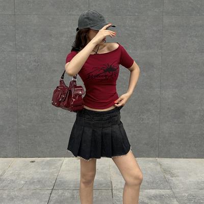 Bordo Black Widow Omuzu Açık Spider Kısa Kollu Crop