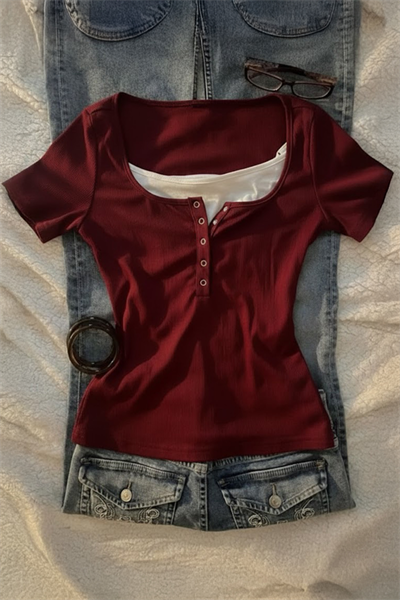 Bordo Henley Yaka Ekli Y2K Kısa Kollu Crop