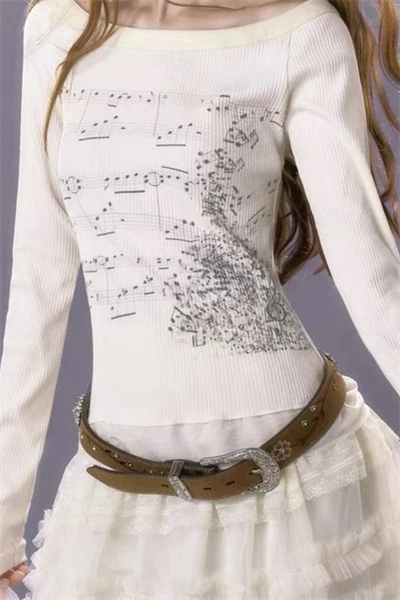 Ekru Nota Desenli Y2K Uzun Kollu Crop