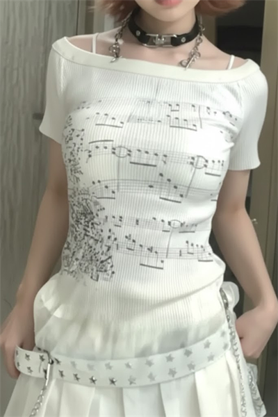 Ekru Nota Desenli Y2K Kısa Kollu Crop