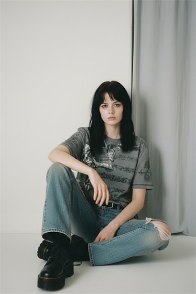 Füme Vintage Siyah Kollu Skull Transition Cyber Grunge Y2K Unisex T-Shirt