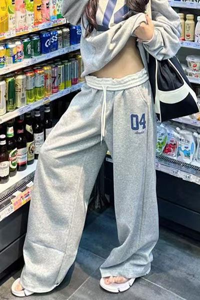 Gri Melanj  04 Number Beyaz Beli Lastikli Y2K Unisex Eşofman