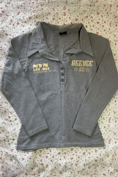 Gri Melanj Nyn Bee Bee Düğmeli Yakalı Y2K Uzun Kollu Crop