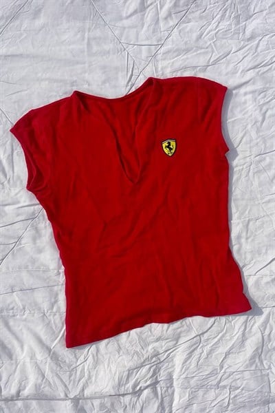 Kırmızı Ferrari F1 Kısa Kollu Crop