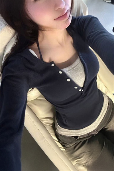 Lacivert Düğmeli Gri Ek Parçalı Uzun Kollu Crop