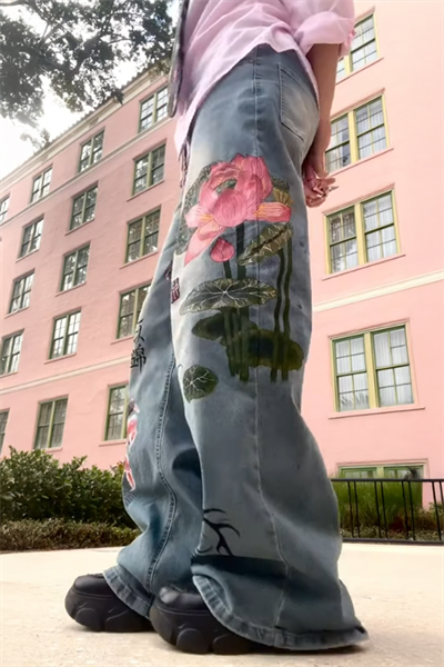 Mavi Yıkama Kanji ve Lotus Baskılı Grunge Y2K Unisex Baggy Pantolon