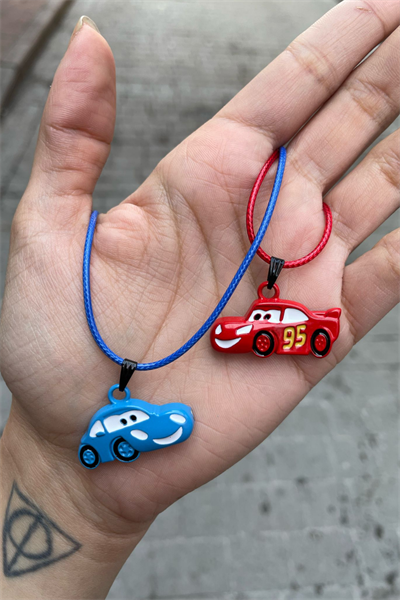Mıknatıslı Cars McQueen Ve Sally Çift İpli Kolye