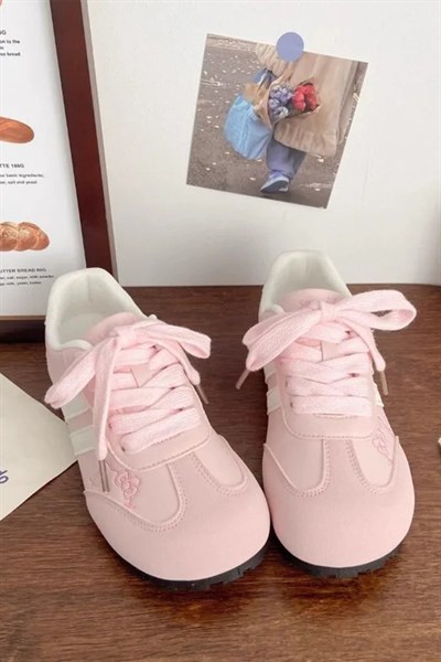 Pembe Hello Kitty Nakışlı Kawaii Y2K Sneaker Ayakkabı