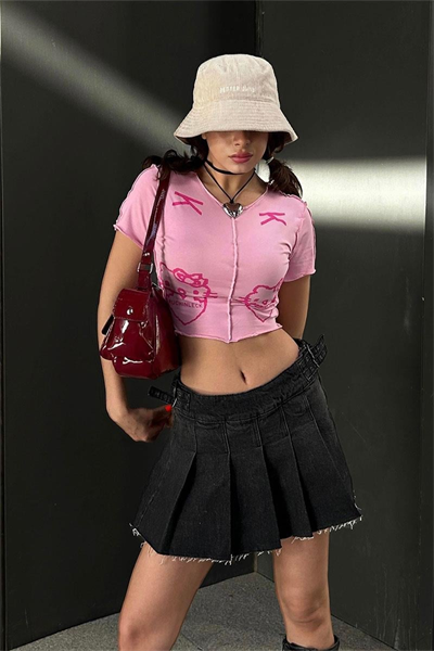 Pembe Hello Kitty - Ruchinleck Grunge Y2K Kısa Kollu Crop 