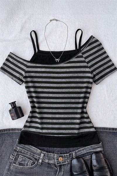 Siyah Antrasit Çizgili Ek Askılı Harajuku Y2K Kısa Kollu Crop
