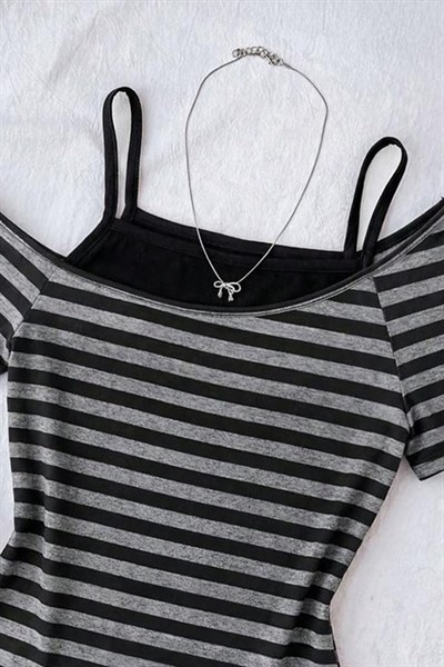 Siyah Antrasit Çizgili Ek Askılı Harajuku Y2K Kısa Kollu Crop