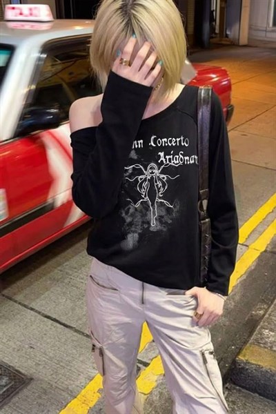 Siyah Autumun Corcerto Salaş Omuz Dekolteli Y2K Uzun Kollu Off-Shoulder T-Shirt