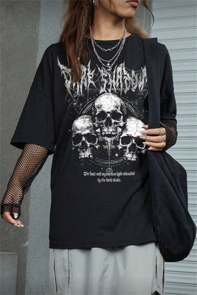Siyah Dark Shadow Skulls Gotik Y2K Unisex T-Shirt