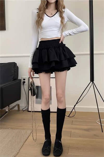 Siyah Fırfırlı Belli Katlı Şortlu Y2K Mini Etek 