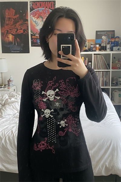 Siyah Gothic Skulls Full Body Y2K Uzun Kollu Crop