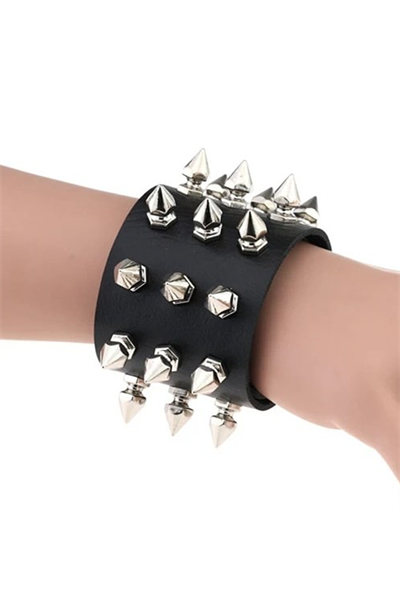 Siyah Gotik 3 Şerit Dikenli Detaylı Deri Bileklik