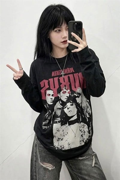 Siyah Maneskin Y2K Unisex Sweatshirt 