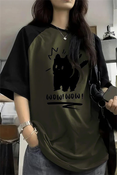 Siyah Raglan Yeşil Wow! Wow! Cat Y2K Unisex T-Sihrt