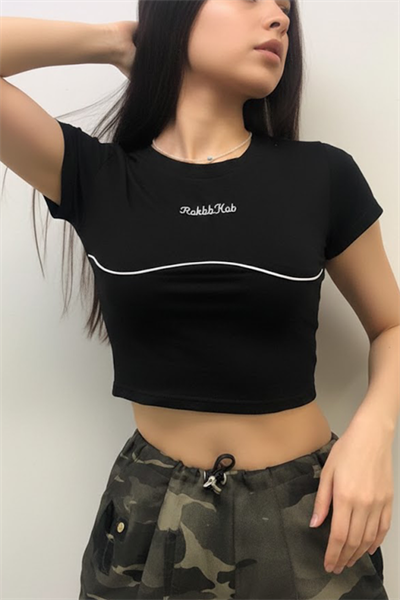 Siyah Şerit Detay Rokbb Kob Y2K Kısa Kollu Crop