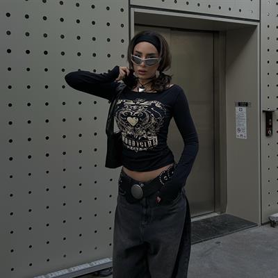 Siyah Vintage MoodyGirl Omuz Açık Uzun Kollu Crop 