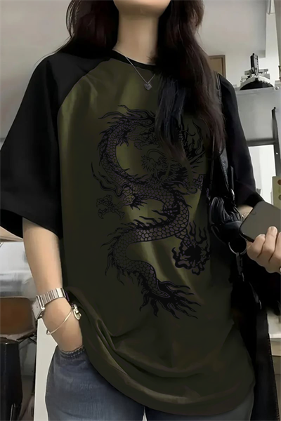 Yeşil Raglan Çin Mitolojisi Ejderha Baskılı Y2K Unisex T-Shirt