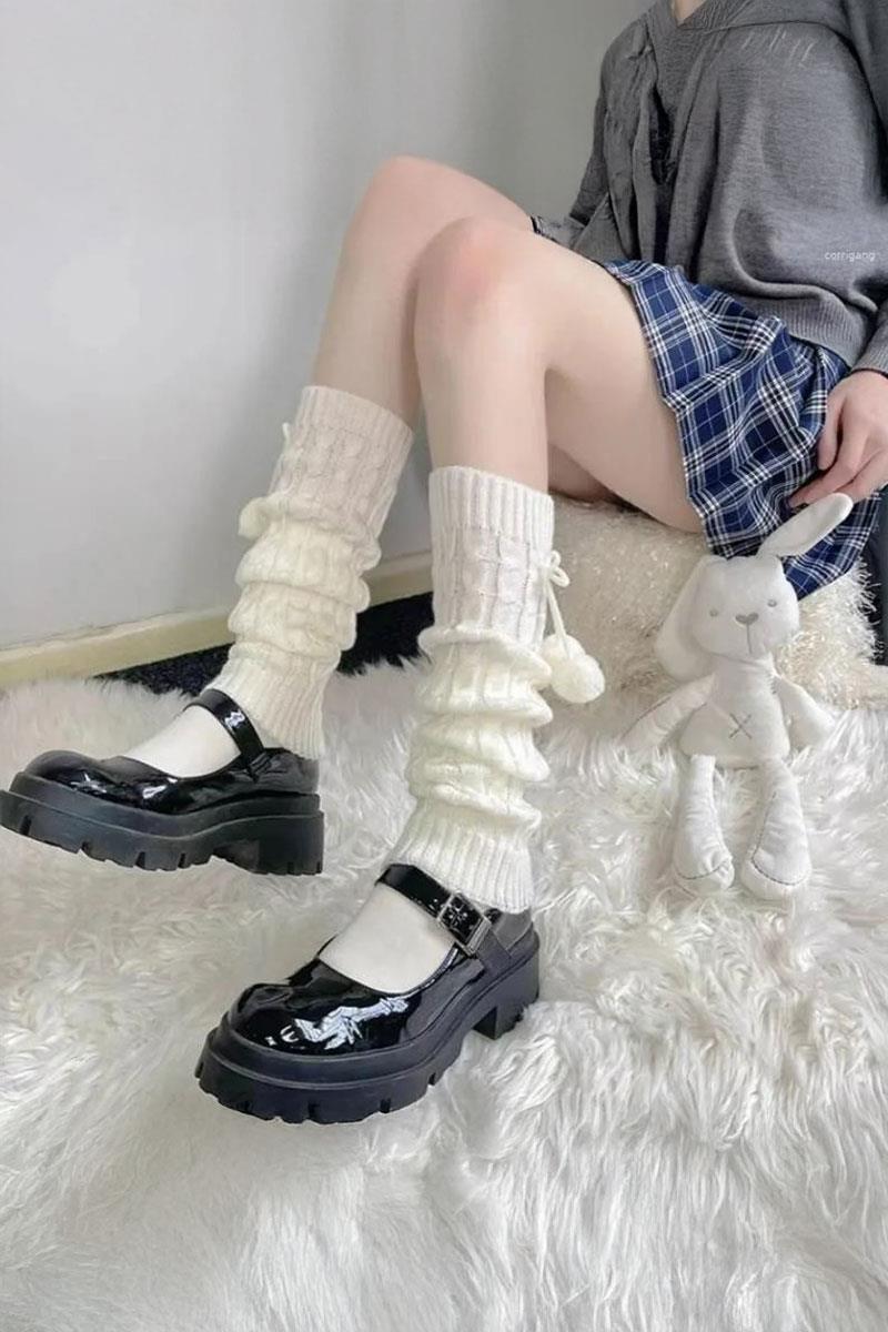 Beyaz Kawaii Ponponlu Örgü Tozluk