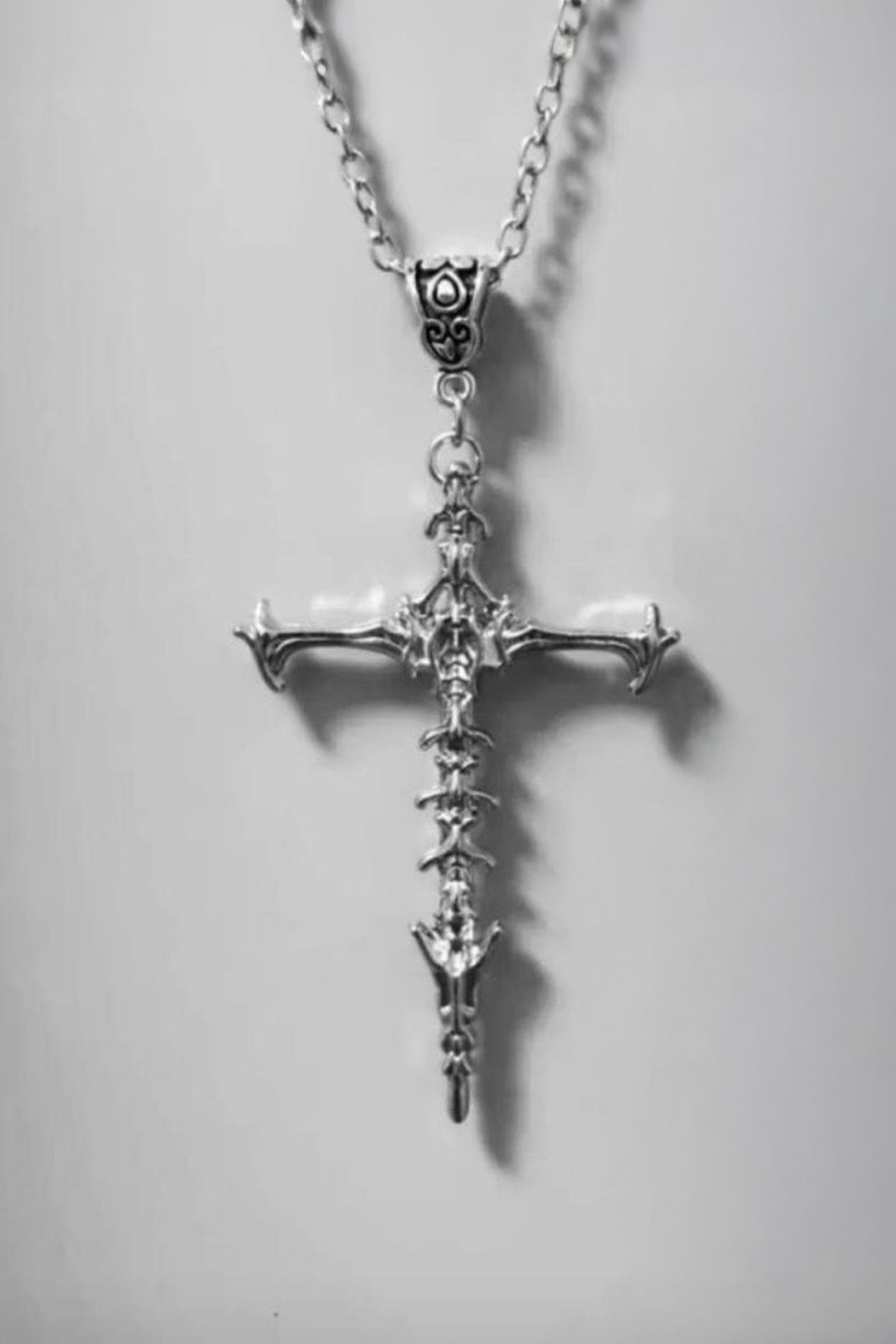 Silver Gotik İskelet Haç Kolye