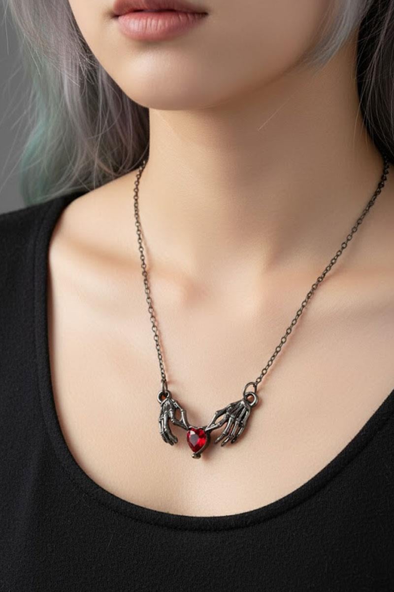 Silver Skeleton Hand Heart Gotik Kolye